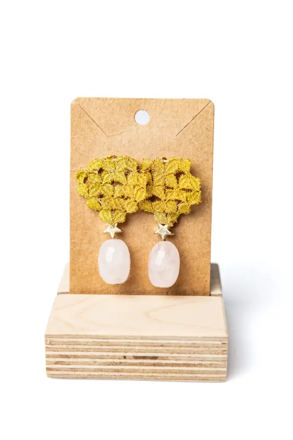 Pendientes perla amarillos