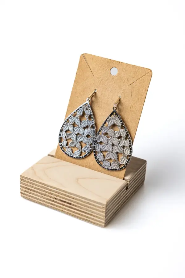 010 Pendientes gota grises