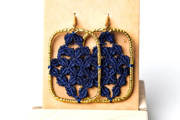 Pendientes rectangulares azul marino