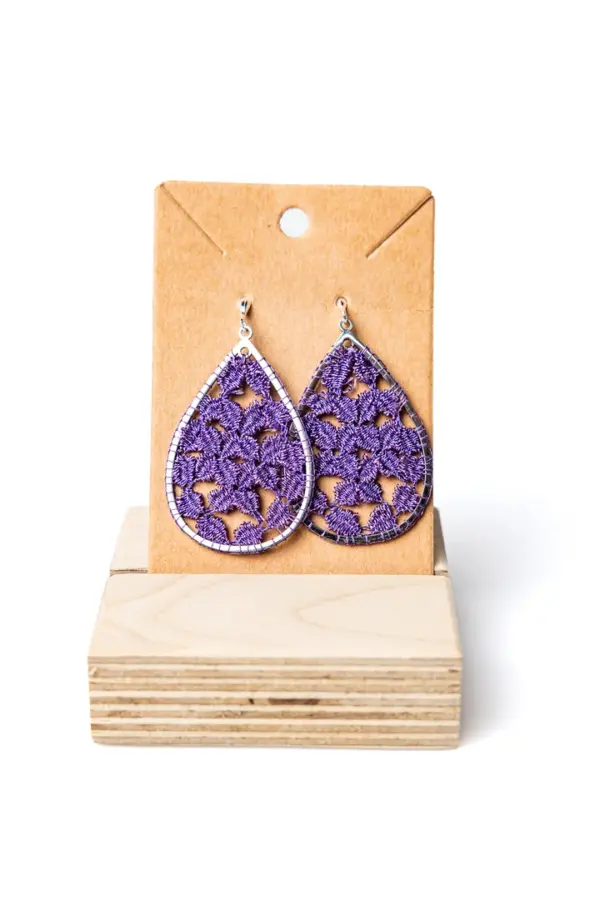 Pendientes gota violetas