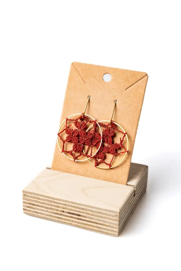 Pendientes circulares granates