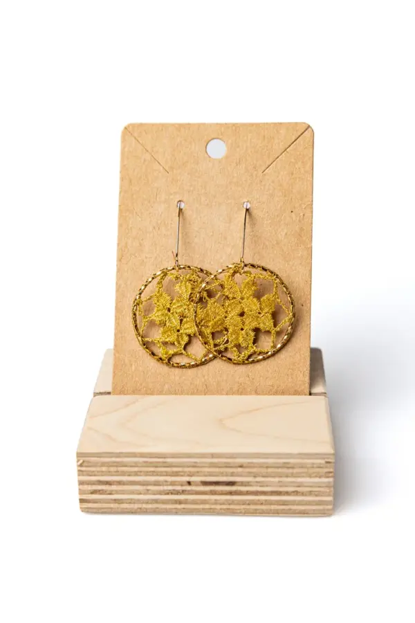 Pendientes hortensia amarillos