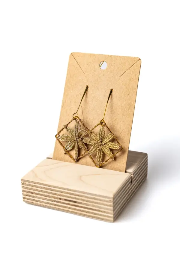 061 Pendientes romboflor marrones