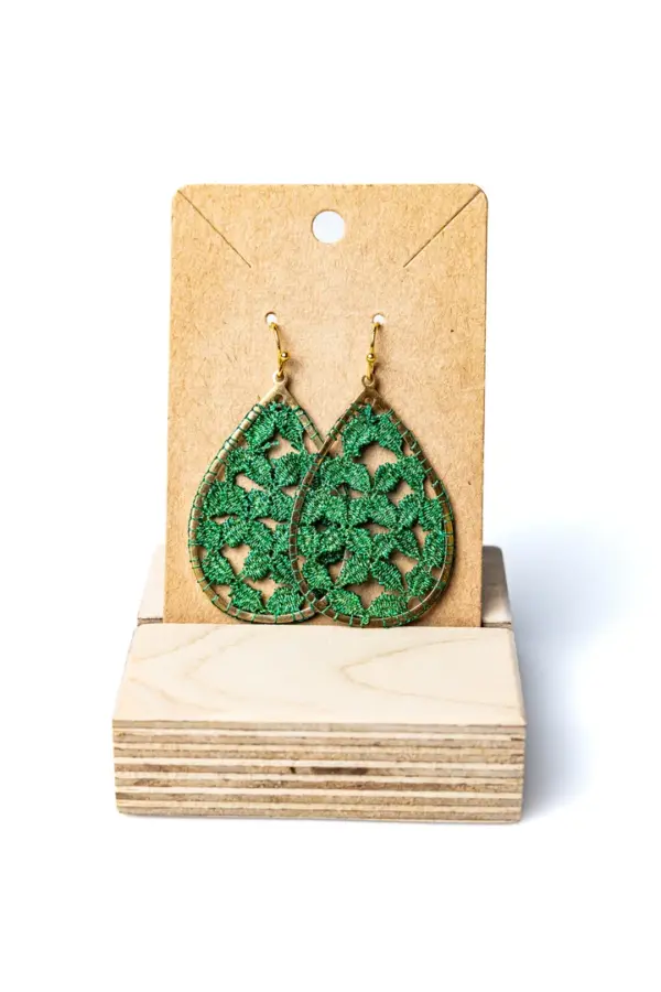 105 Pendientes gota verdes