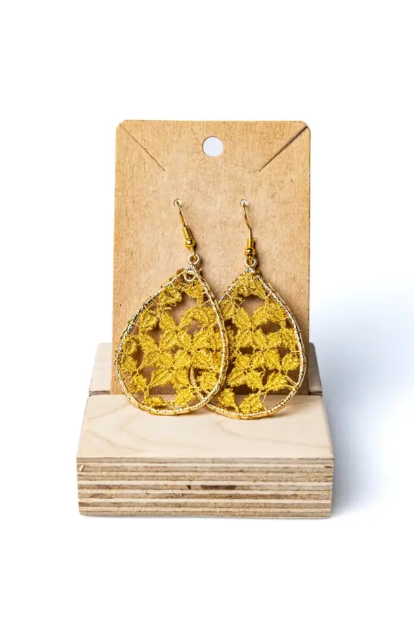 Pendientes gota amarillos