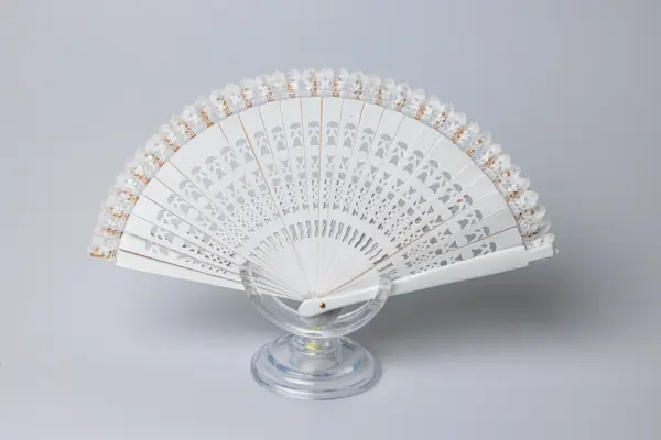 Abanico blanco