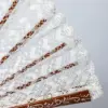 Abanico con encaje blanco