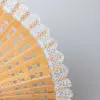 198 Abanico beige con encaje blanco