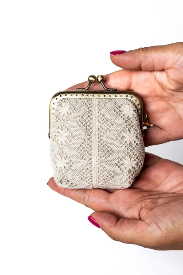 Monedero blanco-beige