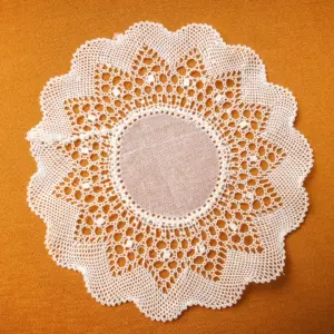 Tapetito circular blanco
