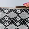 413 Clutch artesanal de encaje de bolillos “Noite Galega”