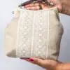 Bolso artesanal de encaje de bolillos “Areia Natural”