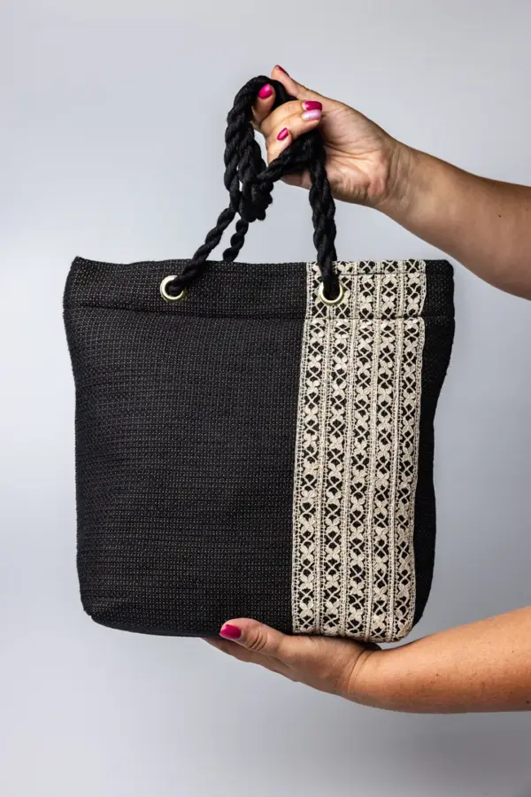 Bolso Artesanal de Encaje de Bolillos “Liñas"