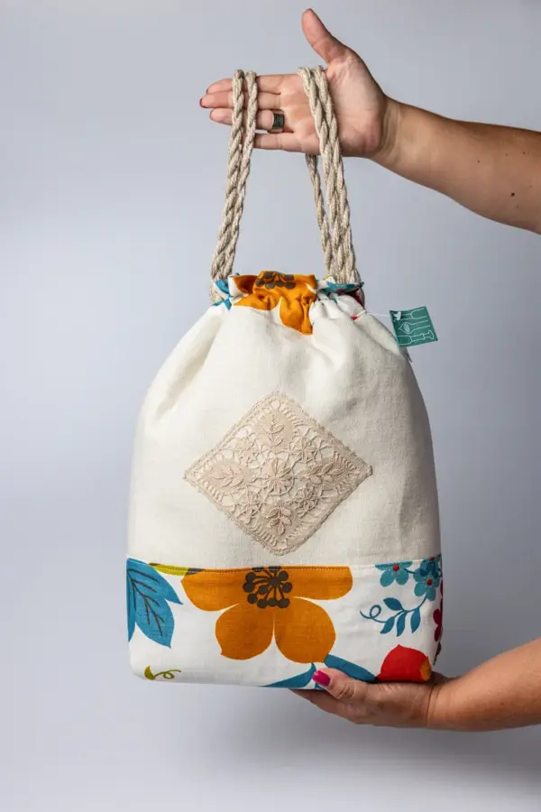 434 Saco Floral “Encaje en Rombo”
