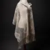 451 Mantón “Encaixe de Flores”