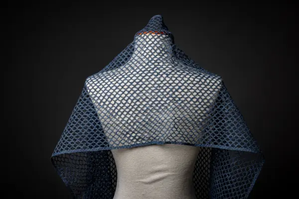 462 Mantón “Brétema Azul”