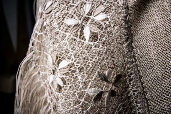 Chal crudo dos tonos