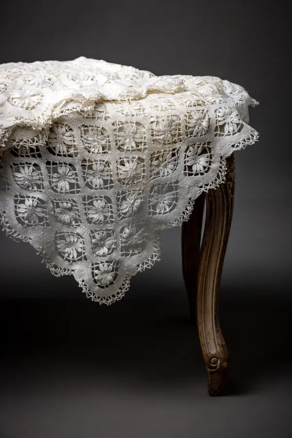 Mantel 100% encaje floral